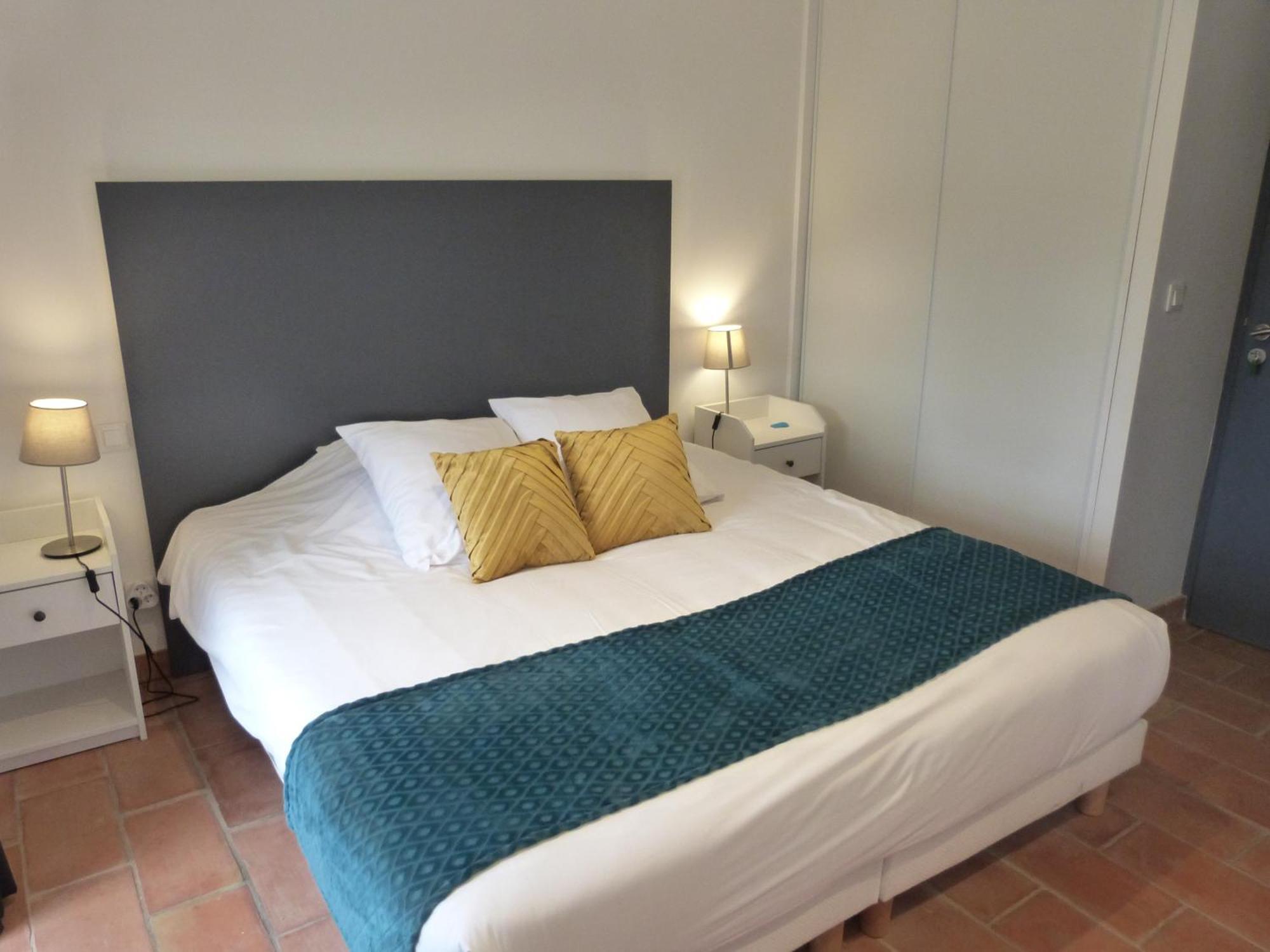 Prieure De Grignan Hotel Ngoại thất bức ảnh